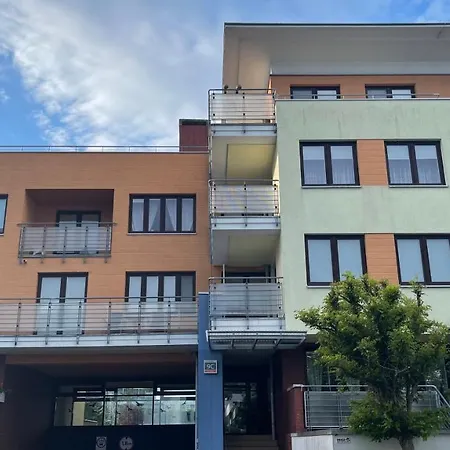Zielone Tarasy - Next To The Beach With Garage Apartament *