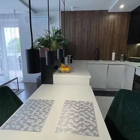 Zielone Tarasy - Next To The Beach With Garage * Kolobrzeg